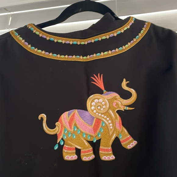 NWOT Bob Mackie women’s embroidery jacket - Picture 8 of 11